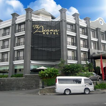 The Axana Hotel Padang  Exterior photo