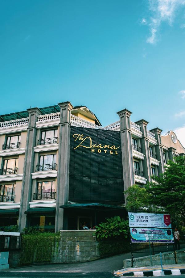 The Axana Hotel Padang  Exterior photo