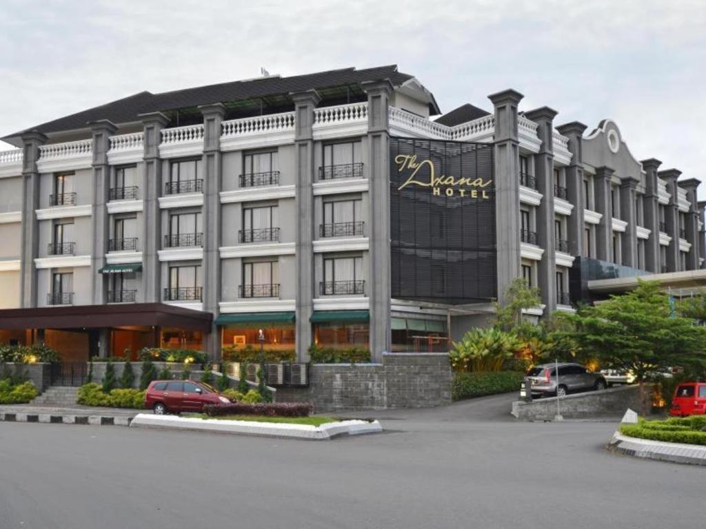 The Axana Hotel Padang  Exterior photo