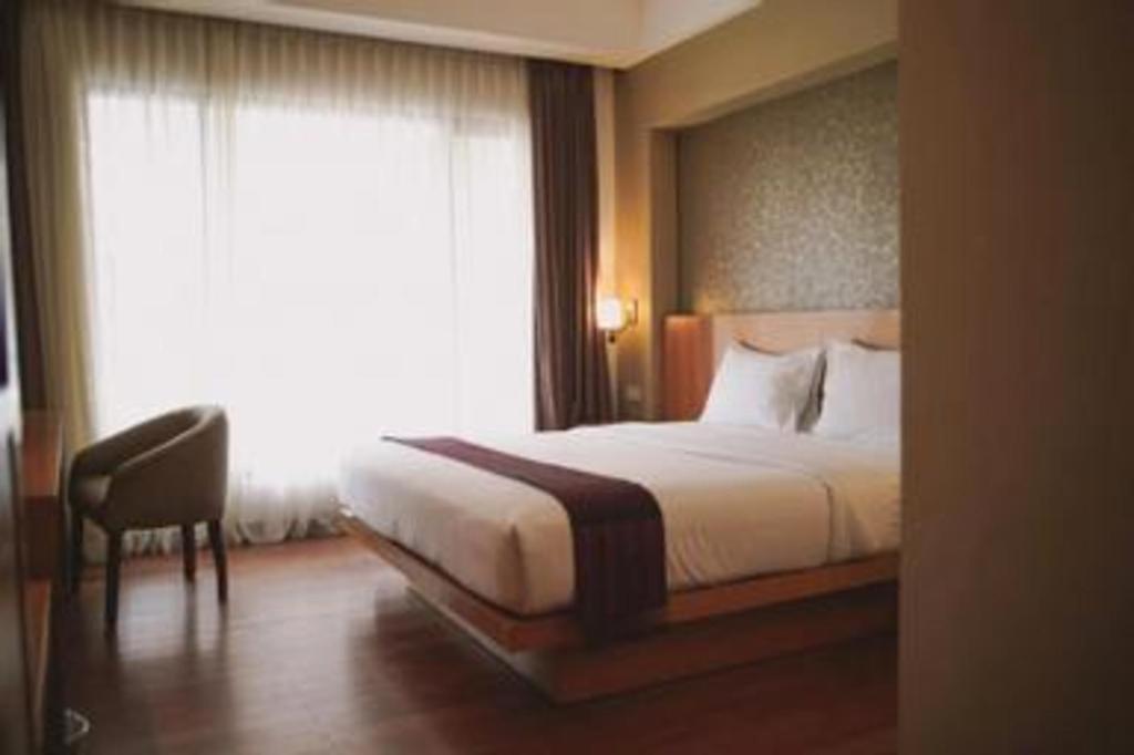 The Axana Hotel Padang  Exterior photo
